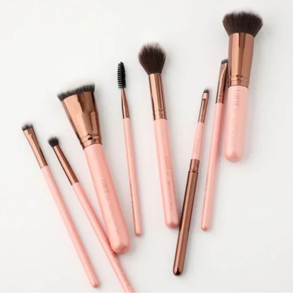 Luxie complete 8 piece set in rose gold . New in original package. - Picture 7 of 8